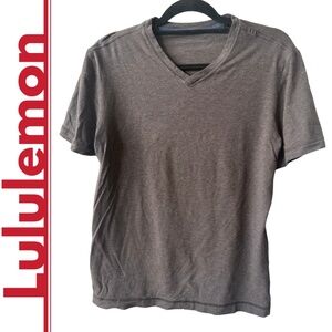 Lululemon: Brown V-Neck Tee, Size Medium.
